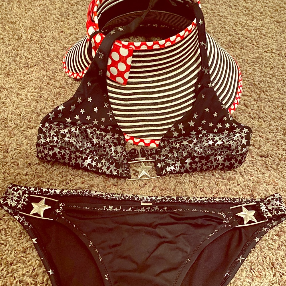 Victoria’s Secret swim bikini set